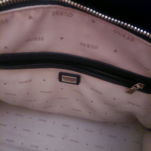 Guess women's black shoulder bag like new