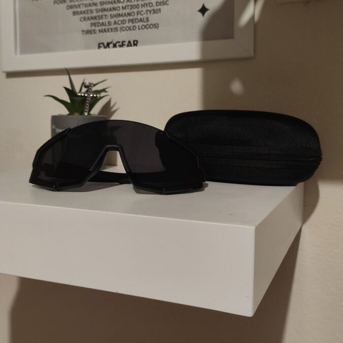 Prada sunglasses with case, new, black