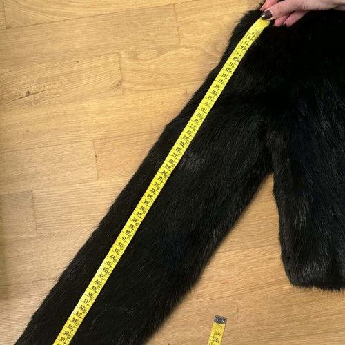 Short black fur coat Toi Moi like new