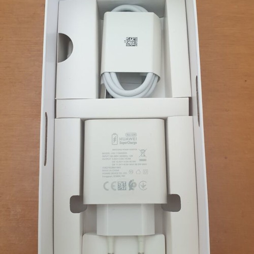 Huawei Nova 8i smartphone like new, 128GB, 6GB RAM, Dual SIM, Starry Black