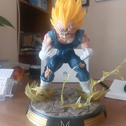 Dragon Ball Z Majin Vegeta figure statue like new