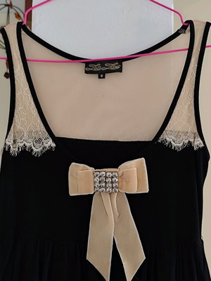 Zic Zac midi dress black with ruffles and beige bow like new