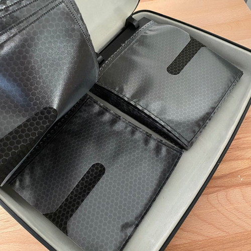 CD Projects case for 24 CD/DVD Travel aluminum used, black