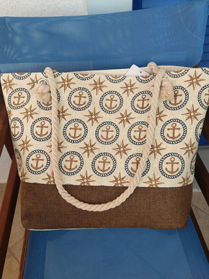 Beach bag shoulder type new, straw with zipper and sea motif