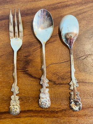 Επαργυρα κουταλάκια και πηρουνακια μεταχειρισμένα, σετ 12+12