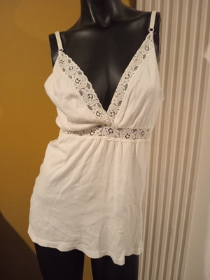 German vintage sleeveless blouse with lace, 100% cotton, XL/XXL