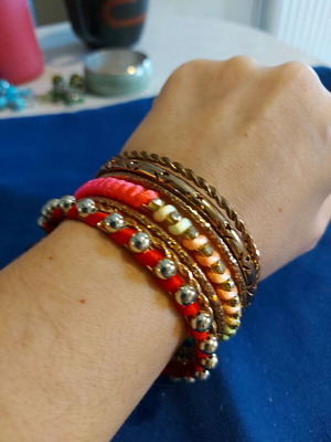 Fullah Sugah multicolor bracelet set new