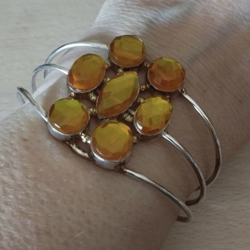 Handmade bracelet with sparkling yellow stones, like new