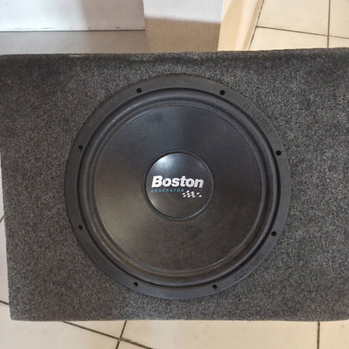 Subwoofer 12" used, made in USA, deep and quality bass