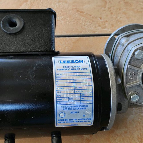 Leeson 180VDC motor with RMI 28 FL angle reducer like new