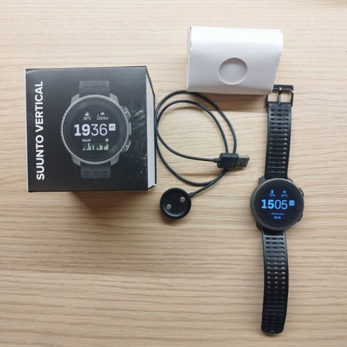 Suunto Vertical Titanium Solar Black σαν καινούργιο