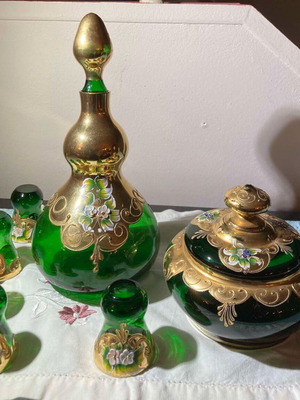 Bohemian style emerald glassware set 1950 like new