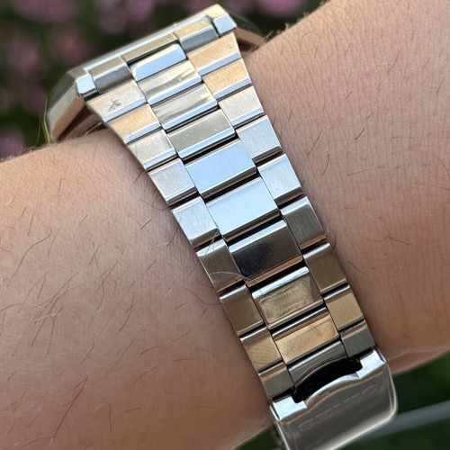 Seiko 5 Automatic Steel Watch like new, gray