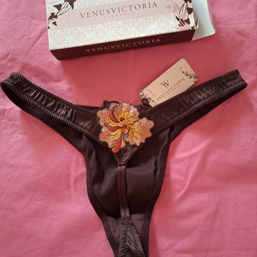 Venus Victoria lingerie small new, brown