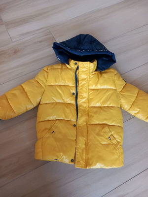 Mayoral jacket 2 years like new, warm winter