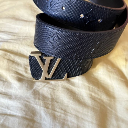 Leather belt new, black, with branded buckle