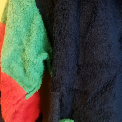 Children's bathrobe like new for 8-year-old child