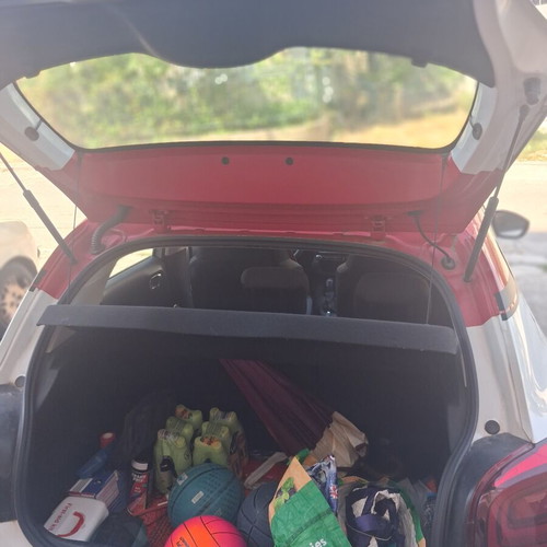 Citroen C3 2018 like new, 59,000 km, manual, petrol, red