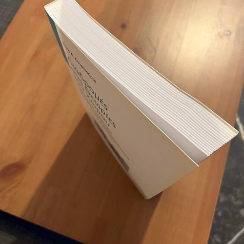 Diadromes Stis Theories Tou Chorou book new
