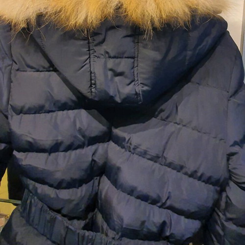 Women's dark blue jacket like new with belt and fur hood size M