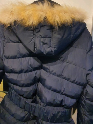 Women's dark blue jacket like new with belt and fur hood size M