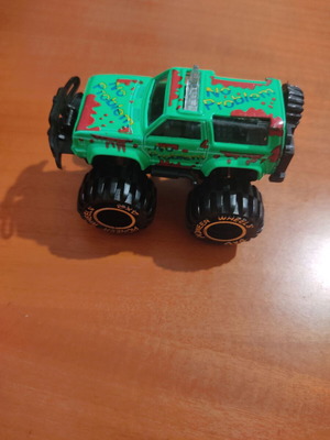 Toy car like new