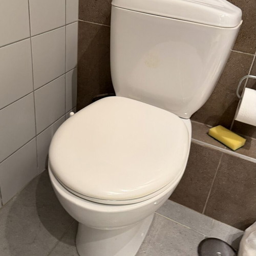 Bathroom sanitary items used, Ideal Standard toilet, sink and faucets