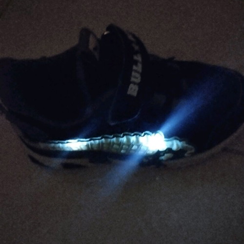Bull Boys athletic shoes size 27 like new with lights black green