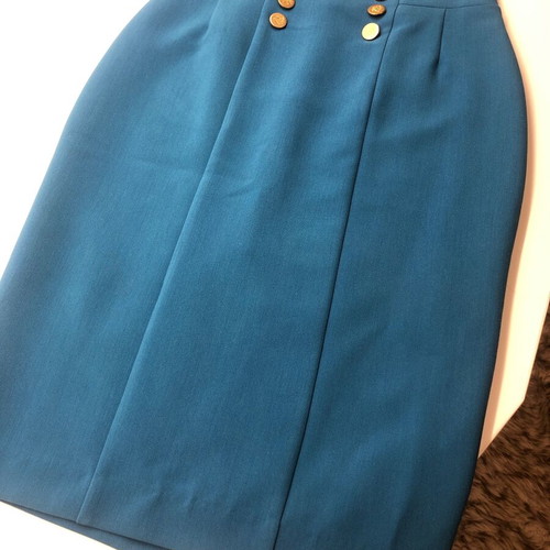 Women's clothes new, set with skirt and 2 blouses