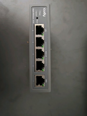 Cudy R700 Gigabit VPN Router like new, failover