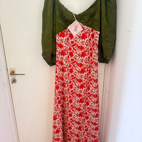 Nidodileda dress new, size M, red and green