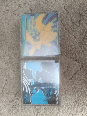 Acrylic cases for ETB Pokemon pack of 2 like new