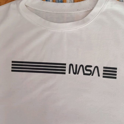 White T-shirt with NASA print like new, size XL