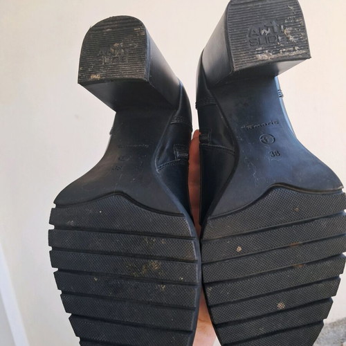 Tamaris ankle boots 38 black like new