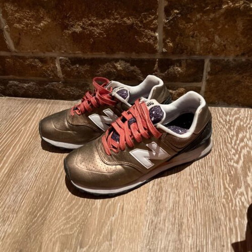 New Balance athletic shoes, size 38, gold