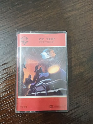 ZZ Top Recycler cassette tape like new, rock