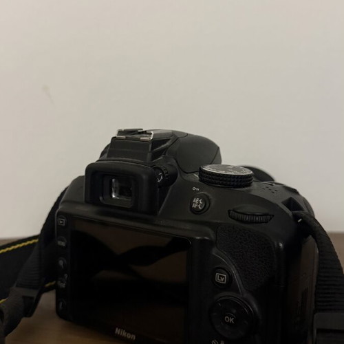 Nikon D3300 DSLR camera like new
