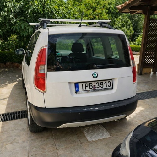 Skoda Roomster 1.2 TDI diesel car, manual transmission, 2012
