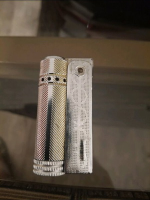 Fong Yuon vintage lift-arm petrol lighter