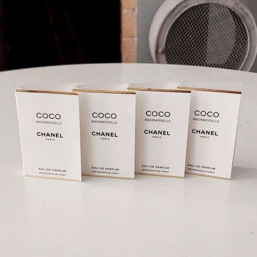 Chanel Coco Mademoiselle Eau de Parfum set of 4 new authentic samples