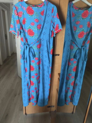 Φόρεμα Karavan μέγεθος M/L, σε ίσια γραμμή, σαν καινούργιο