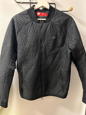 Nike Sportswear Tech Pack Jacket size M like new, black