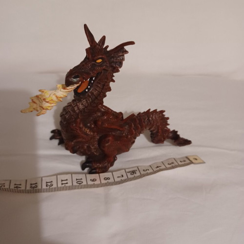 Dragon figure like new