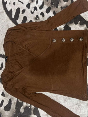 Brown blouse with buttons like new, size M