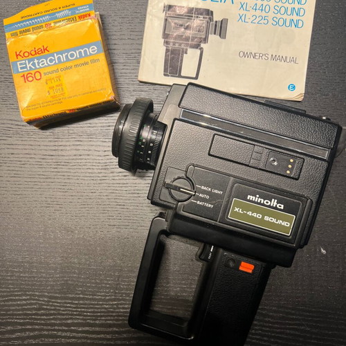 Vintage Super 8 Minolta XL-440 Sound video camera used, complete set
