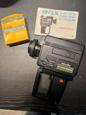 Vintage Super 8 Minolta XL-440 Sound video camera used, complete set