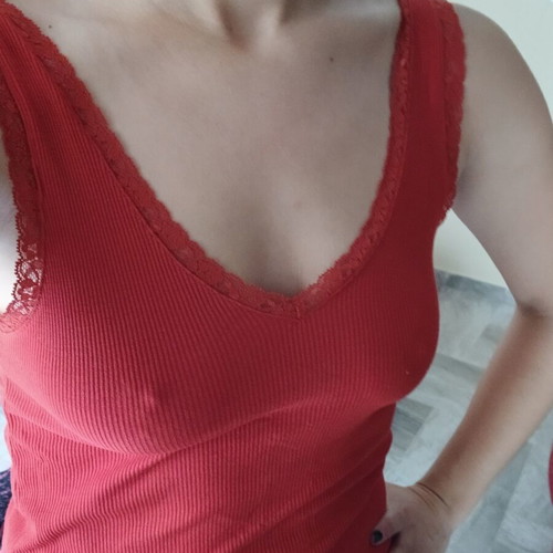 Zara V Neck Top red, like new, sizes S and M