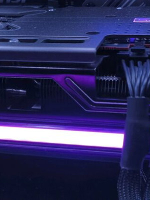 Sapphire Nitro+ 7800XT graphics card like new, gaming