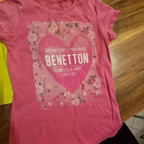 Benetton t-shirt set size 128 cm like new, colorful