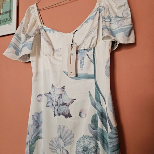 Nidodileda dress new, size M, white and turquoise